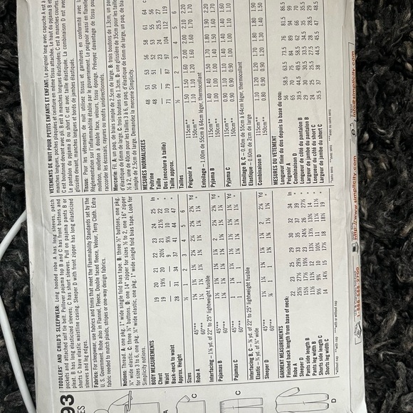 Simplicity Pattern 8493 Toddler's and Child's Sleepwear  UNCUT - Picture 2 of 2